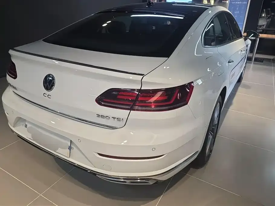 Volkswagen CC — фото 7