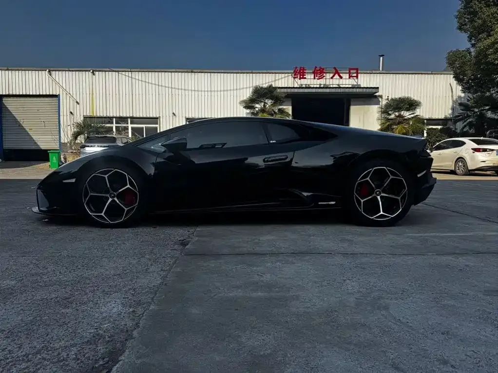 Lamborghini Huracan — фото 6