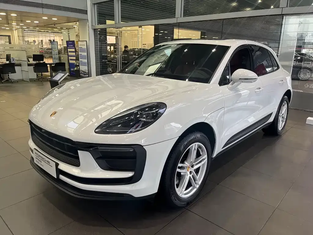 Porsche Macan — фото 1