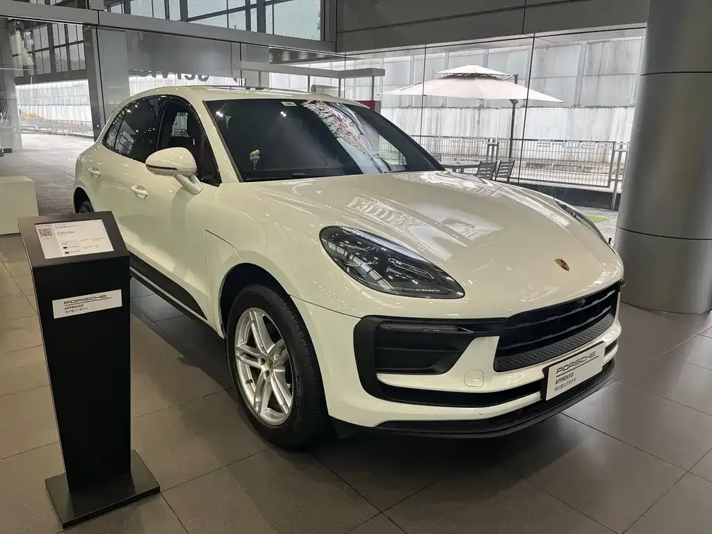 Porsche Macan — фото 6