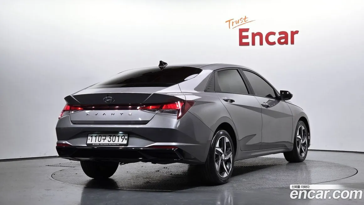 Hyundai AVANTE — фото 2
