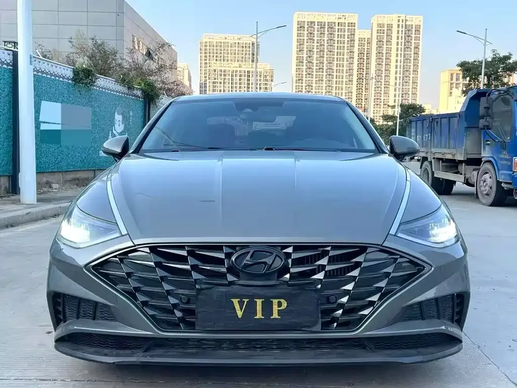Hyundai Sonata — фото 2