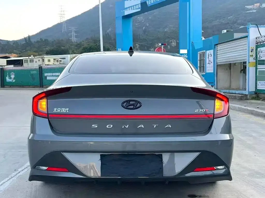 Hyundai Sonata — фото 4