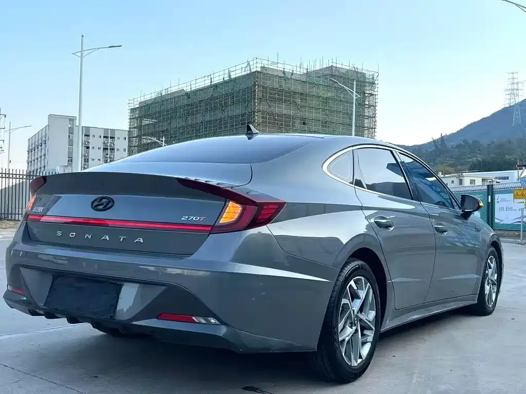 Hyundai Sonata — фото 8
