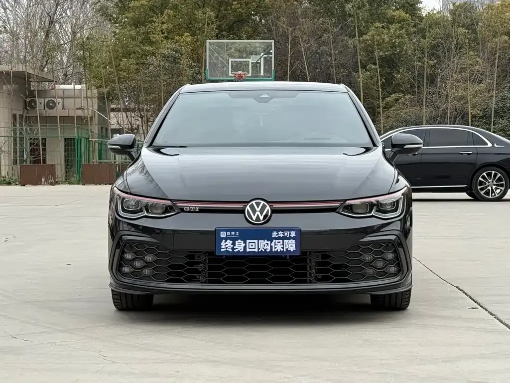 Volkswagen Golf GTI — фото 8
