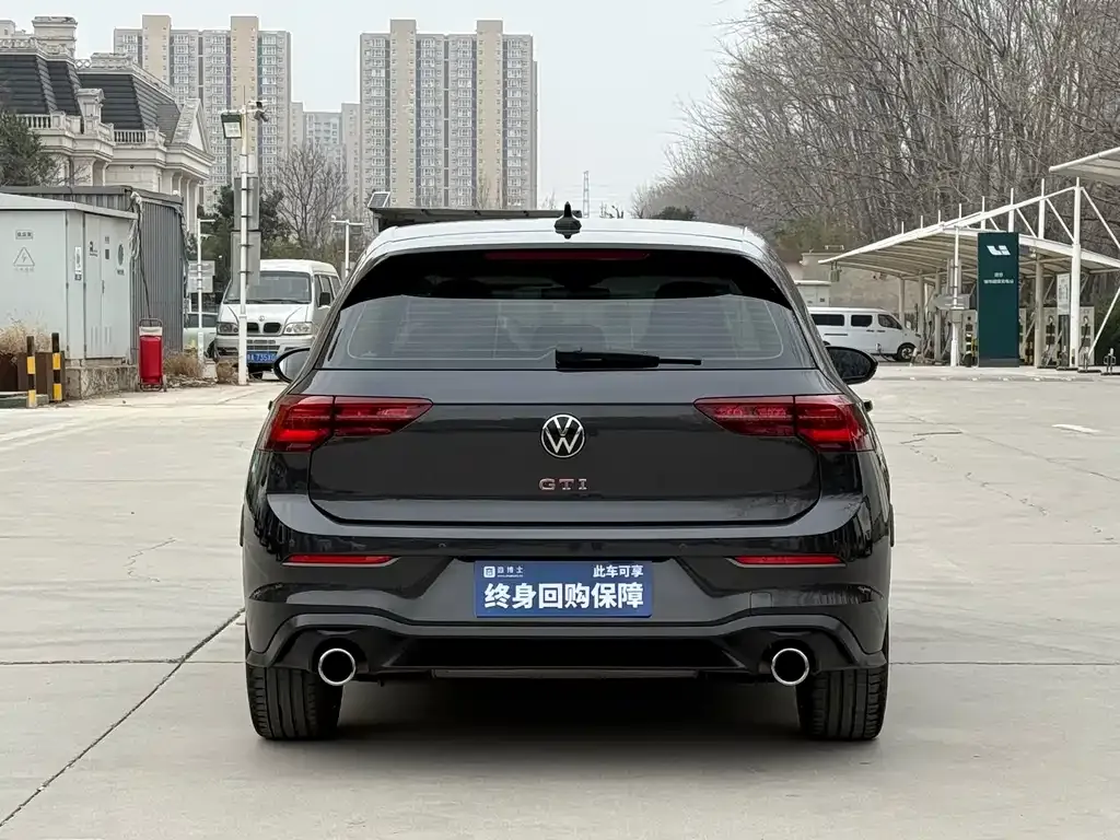 Volkswagen Golf GTI — фото 7
