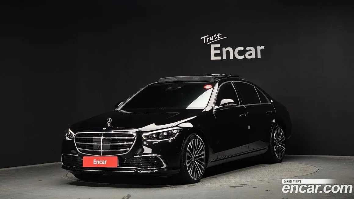 Mercedes-Benz S-Class — фото 1