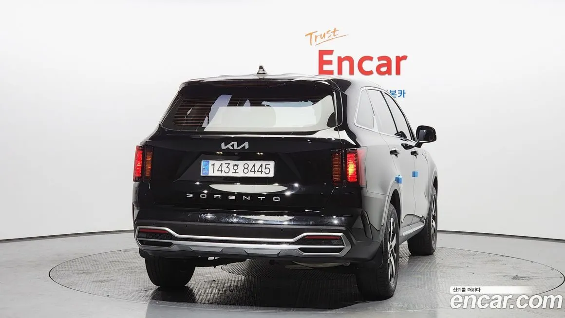 Kia Sorento — фото 5