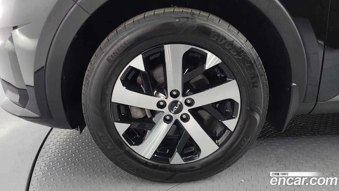 Kia Sorento — фото 7