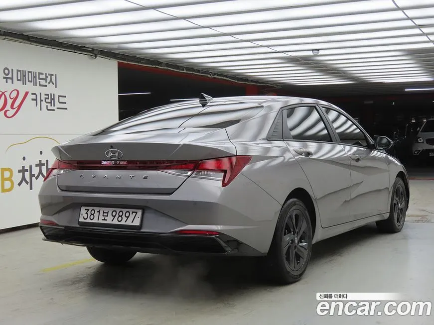 Hyundai AVANTE — фото 2