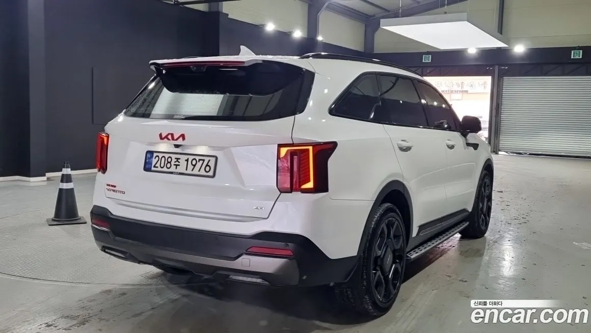 Kia Sorento — фото 4