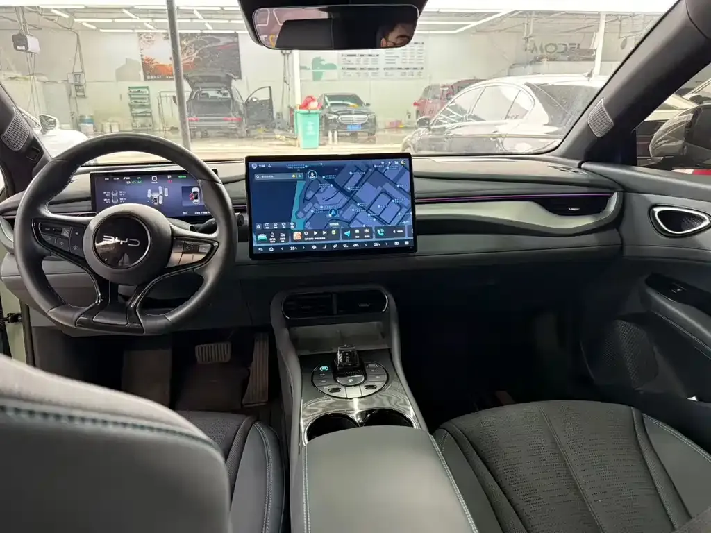 BYD Seal 06GT — фото 10