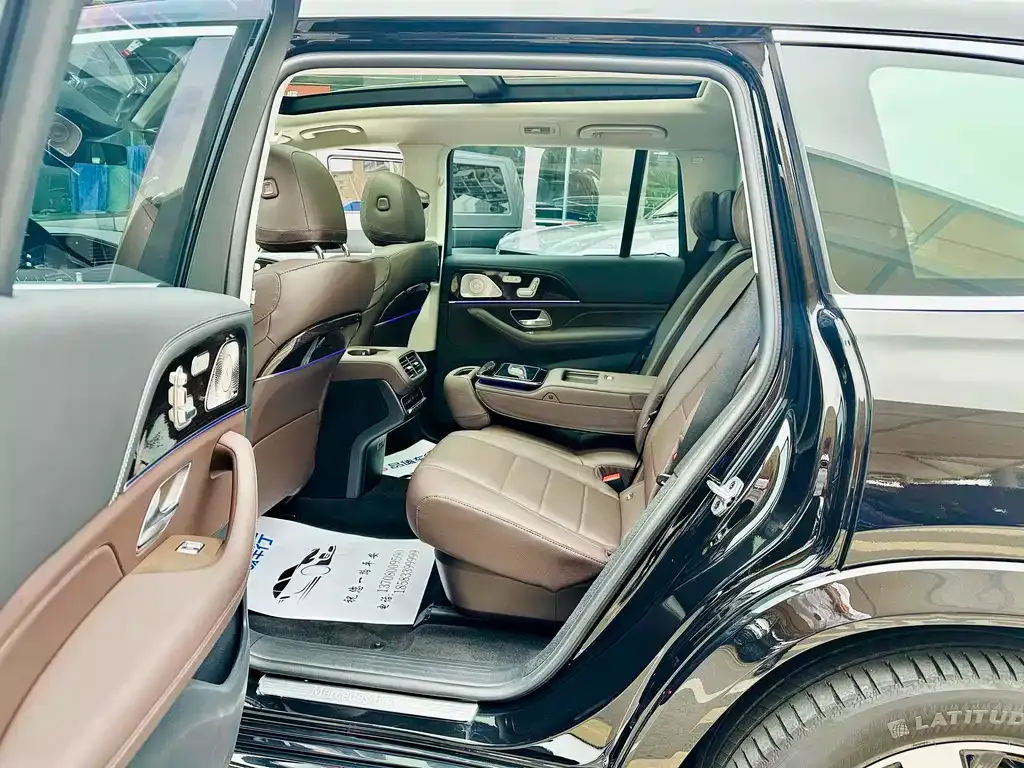 Mercedes-Benz GLS — фото 5