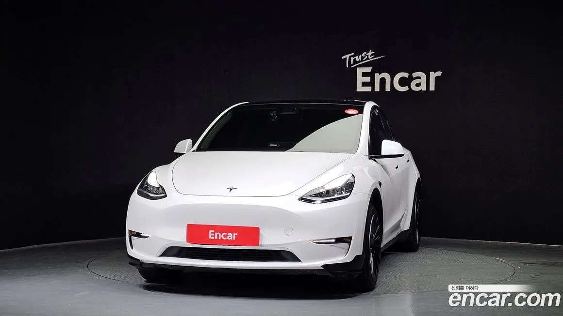 Tesla Model Y — фото 4