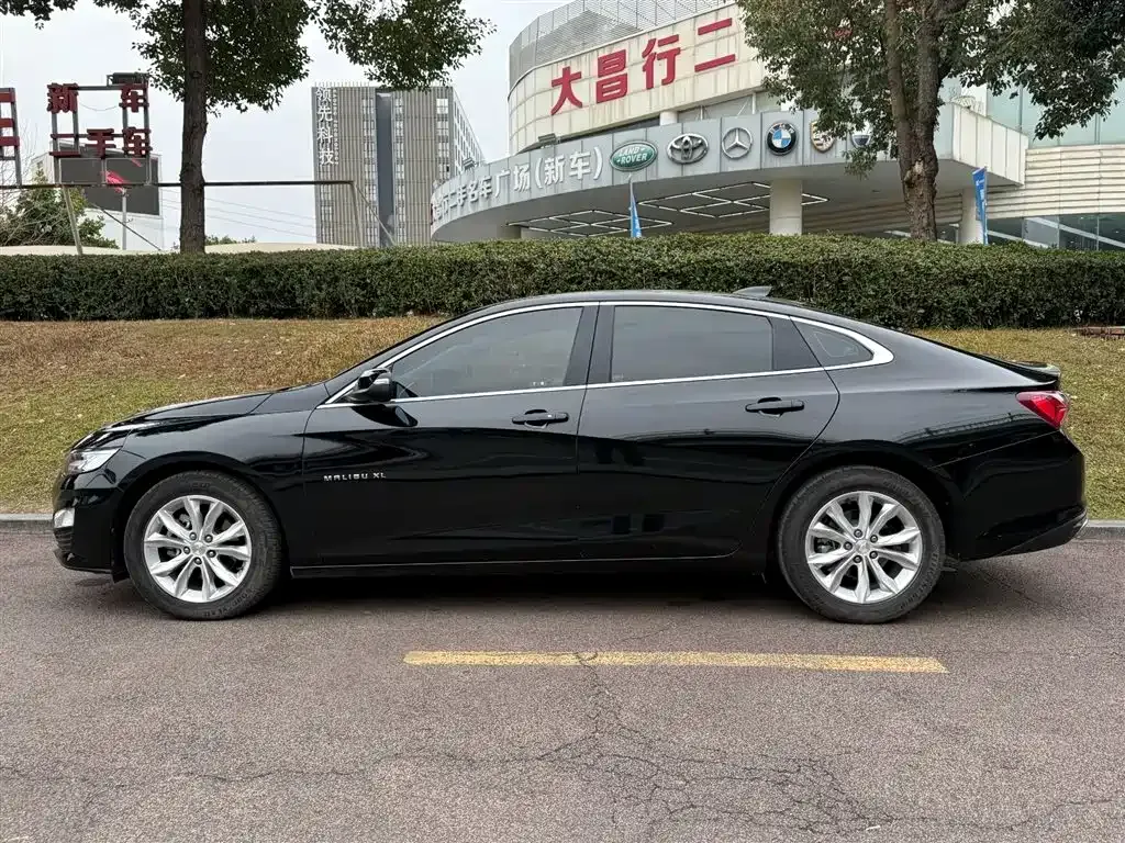 Chevrolet Malibu XL — фото 10