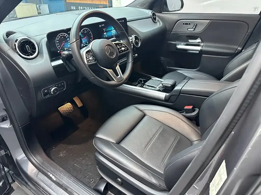 Mercedes-Benz GLA — фото 5
