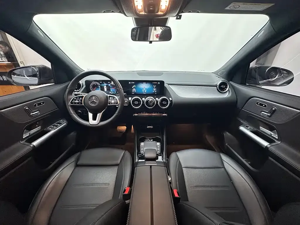 Mercedes-Benz GLA — фото 8