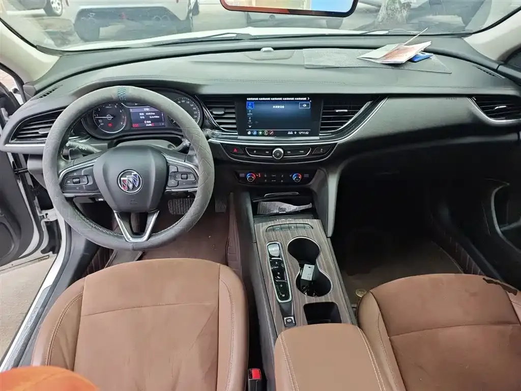 Buick Regal — фото 10