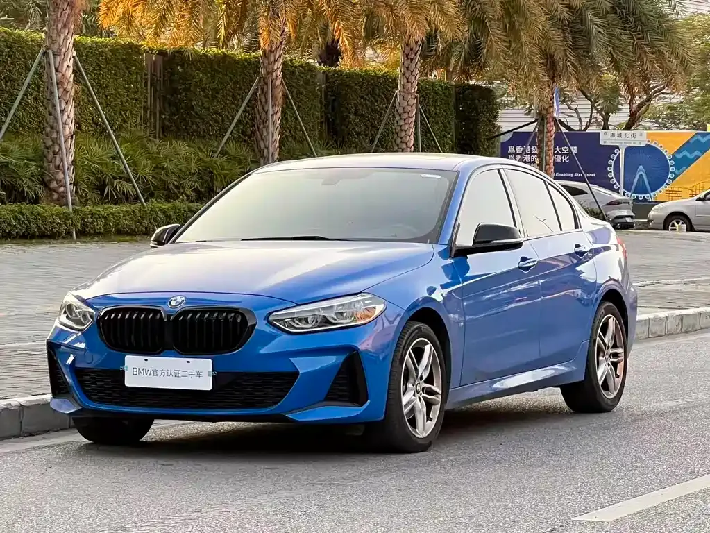 BMW 1 Series — фото 1