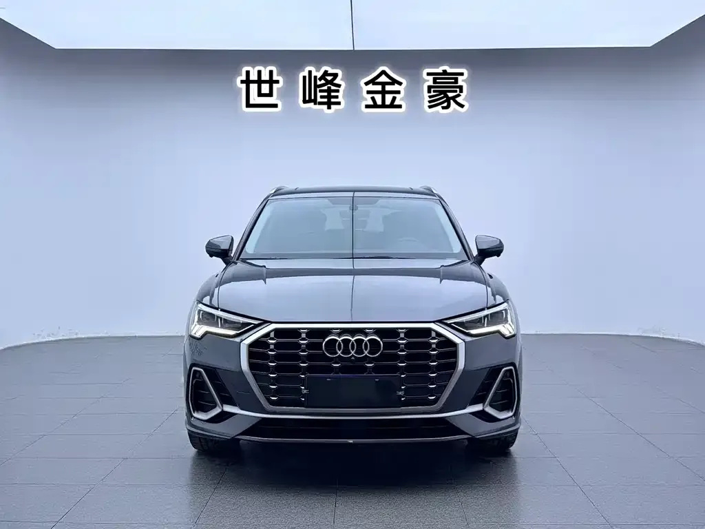 Audi Q3 — фото 3