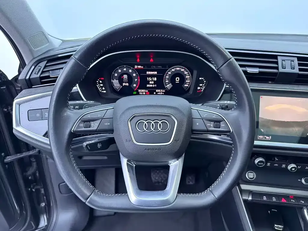 Audi Q3 — фото 4