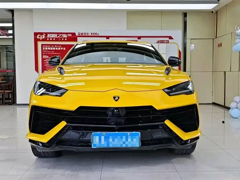 Lamborghini Urus — фото 3