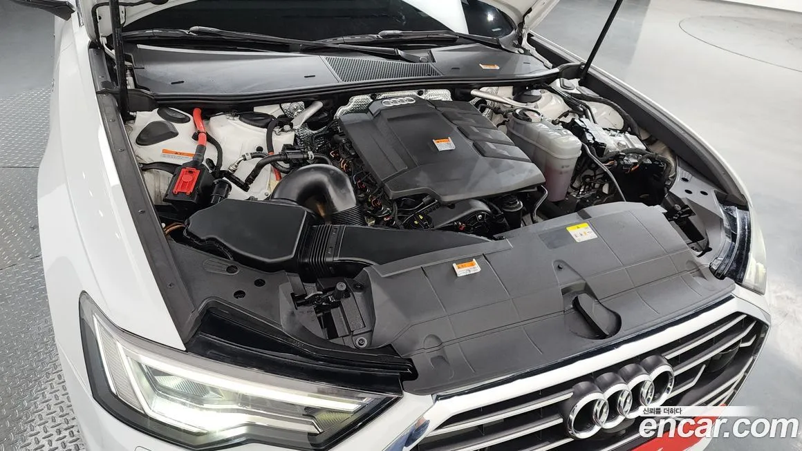 Audi A6 — фото 6