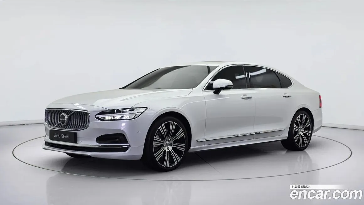 Volvo S90 — фото 1