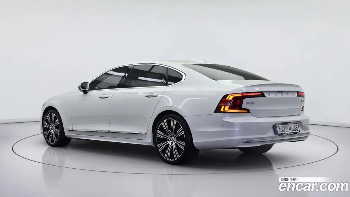 Volvo S90 — фото 3