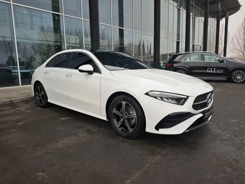 Mercedes-Benz A-Class — фото 4