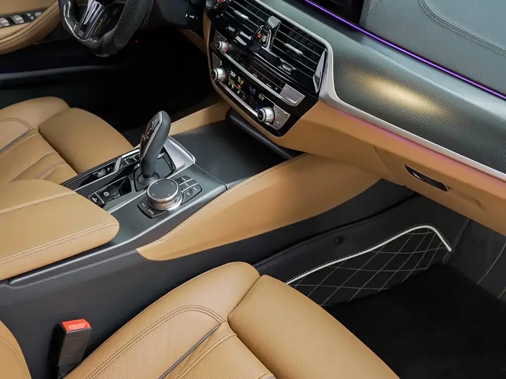 BMW 5 Series (Import) — фото 7