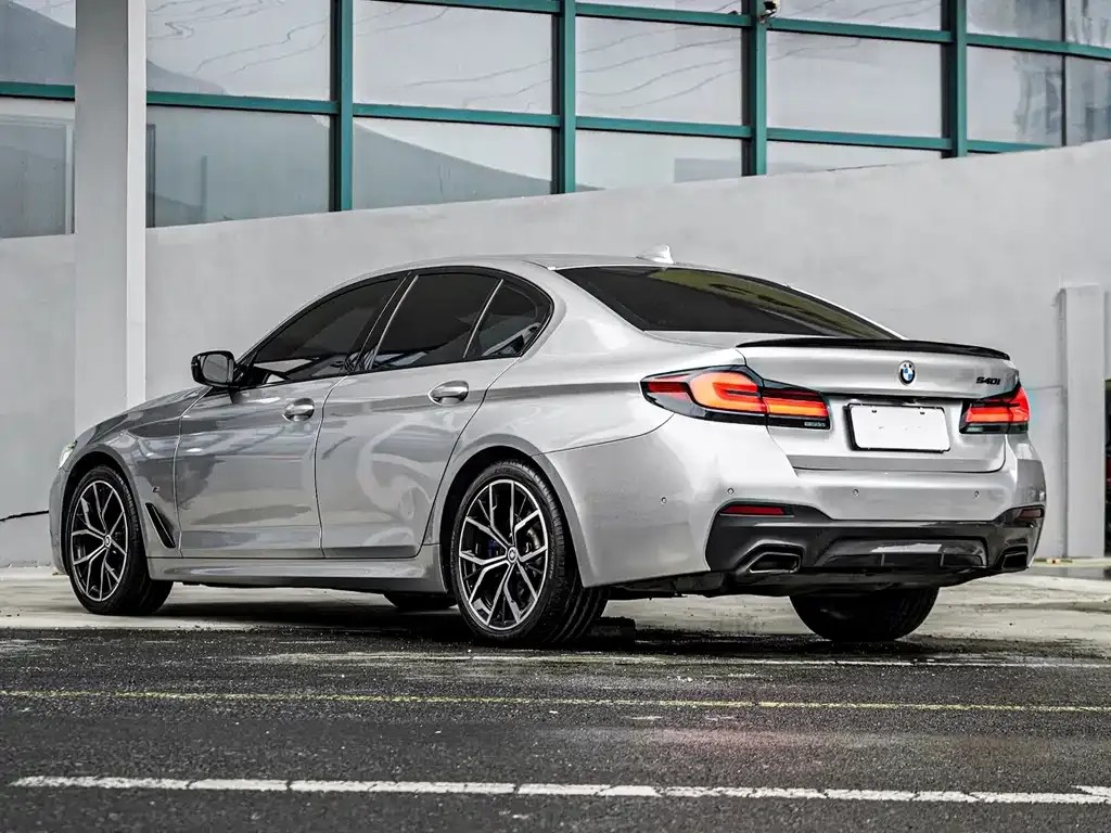 BMW 5 Series (Import) — фото 10