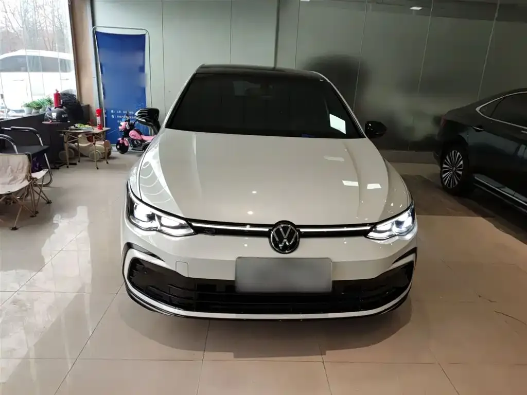 Volkswagen Golf — фото 5