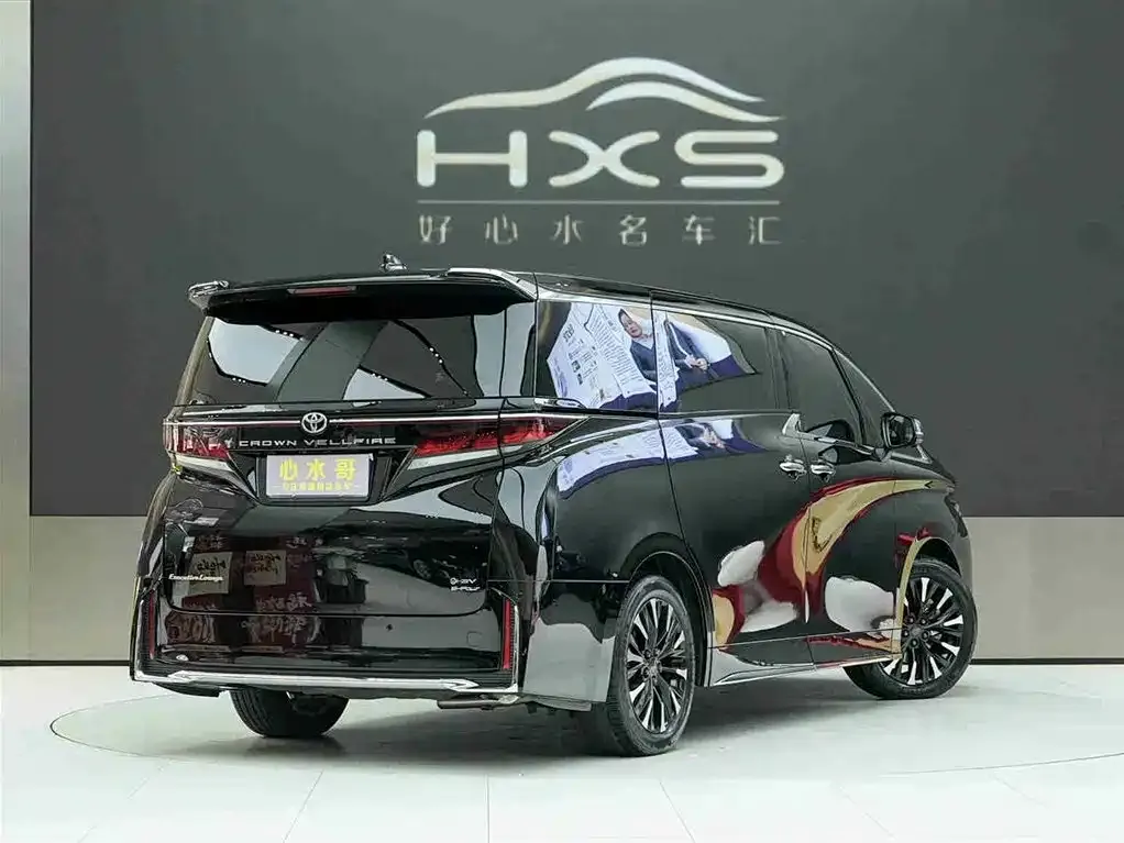 Toyota Vellfire — фото 6