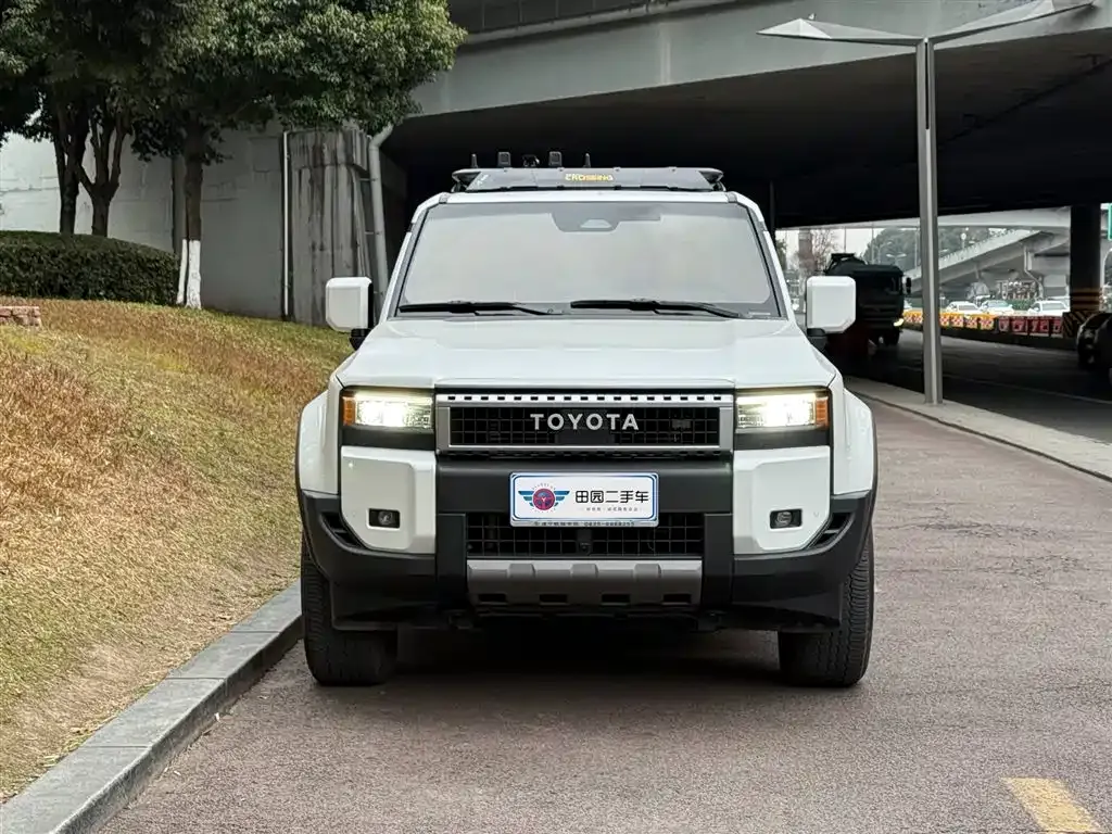 Toyota Prado — фото 3
