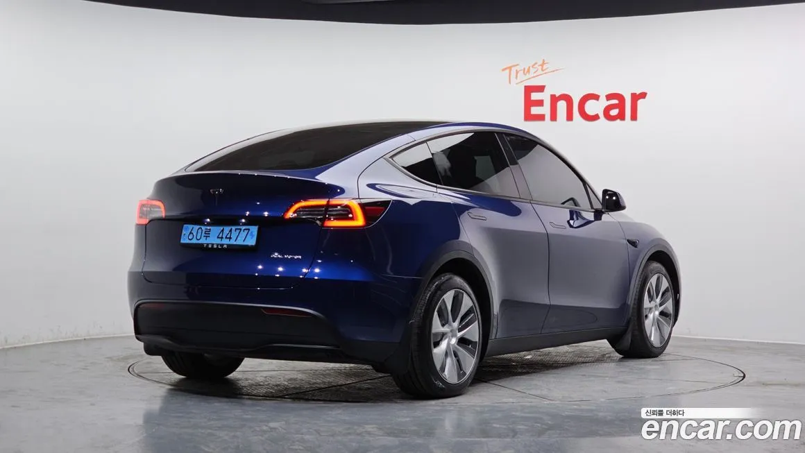 Tesla Model Y — фото 2