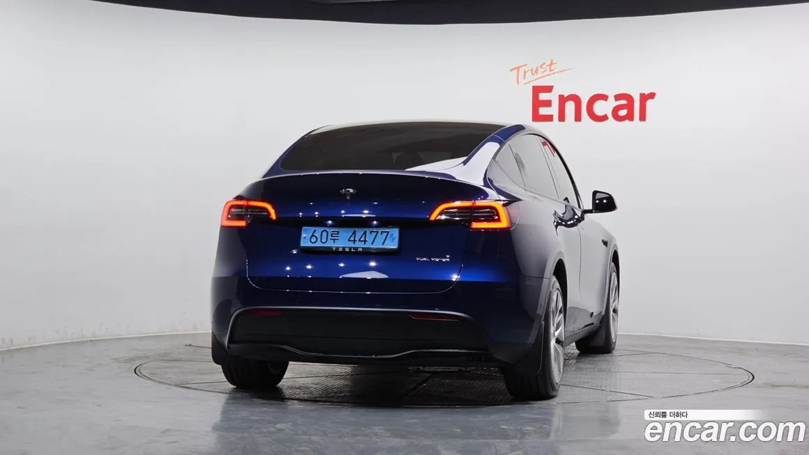 Tesla Model Y — фото 3