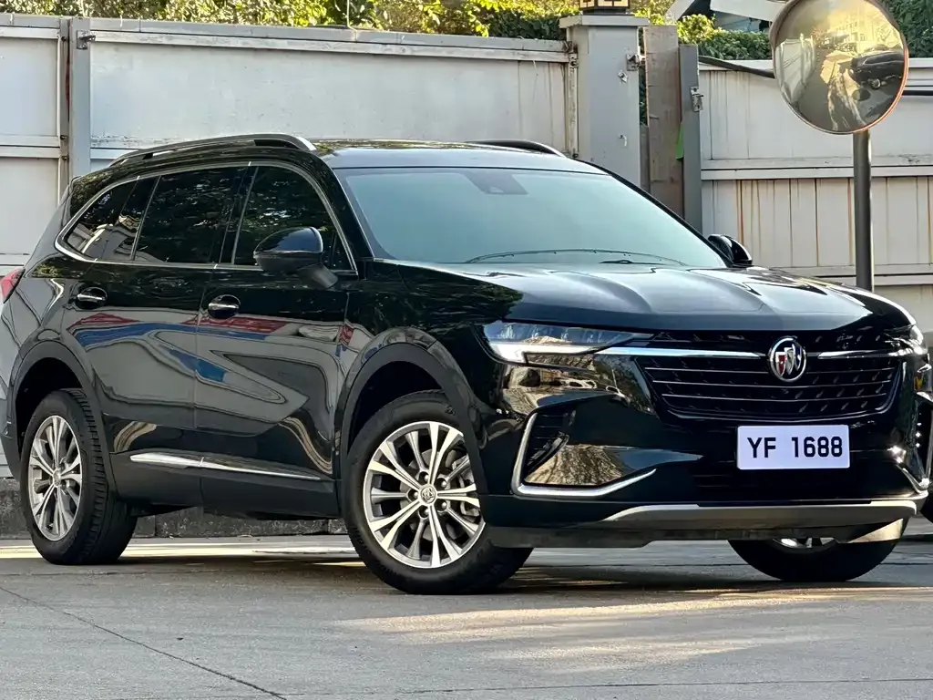 Buick Envision Plus — фото 2