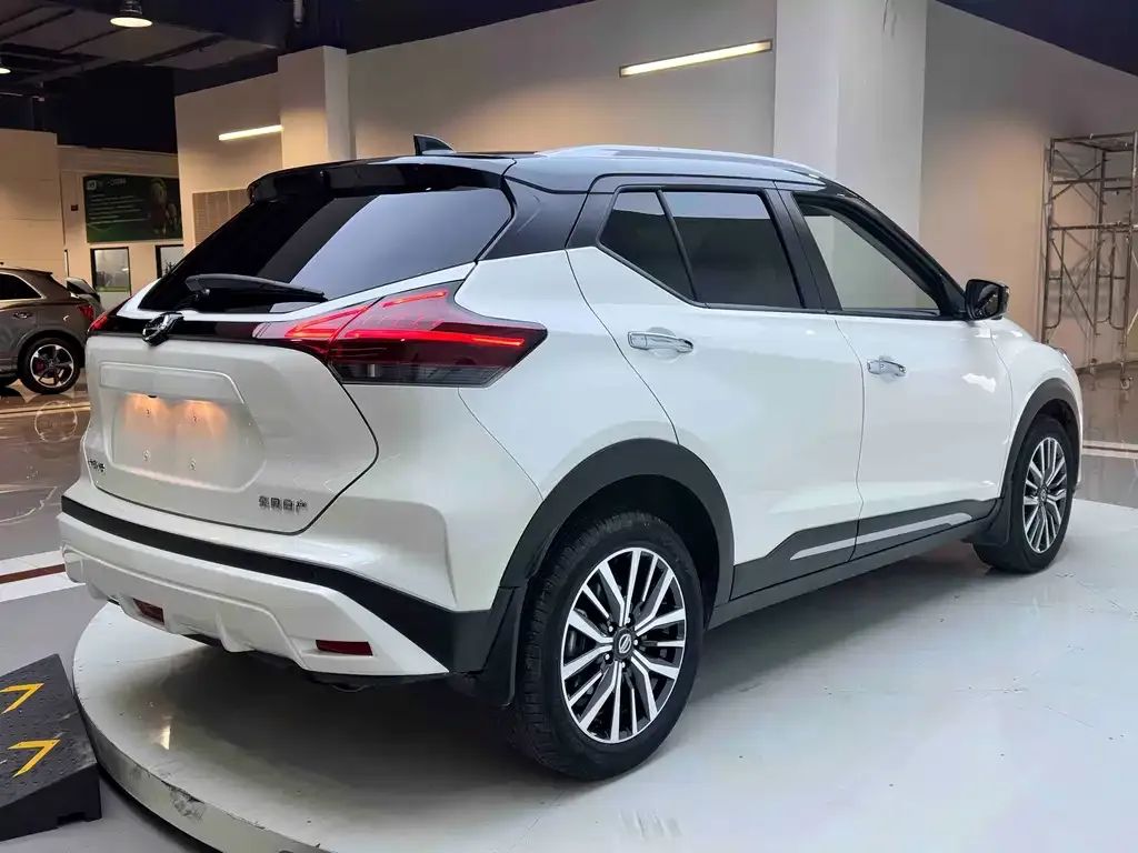 Nissan Kicks — фото 8