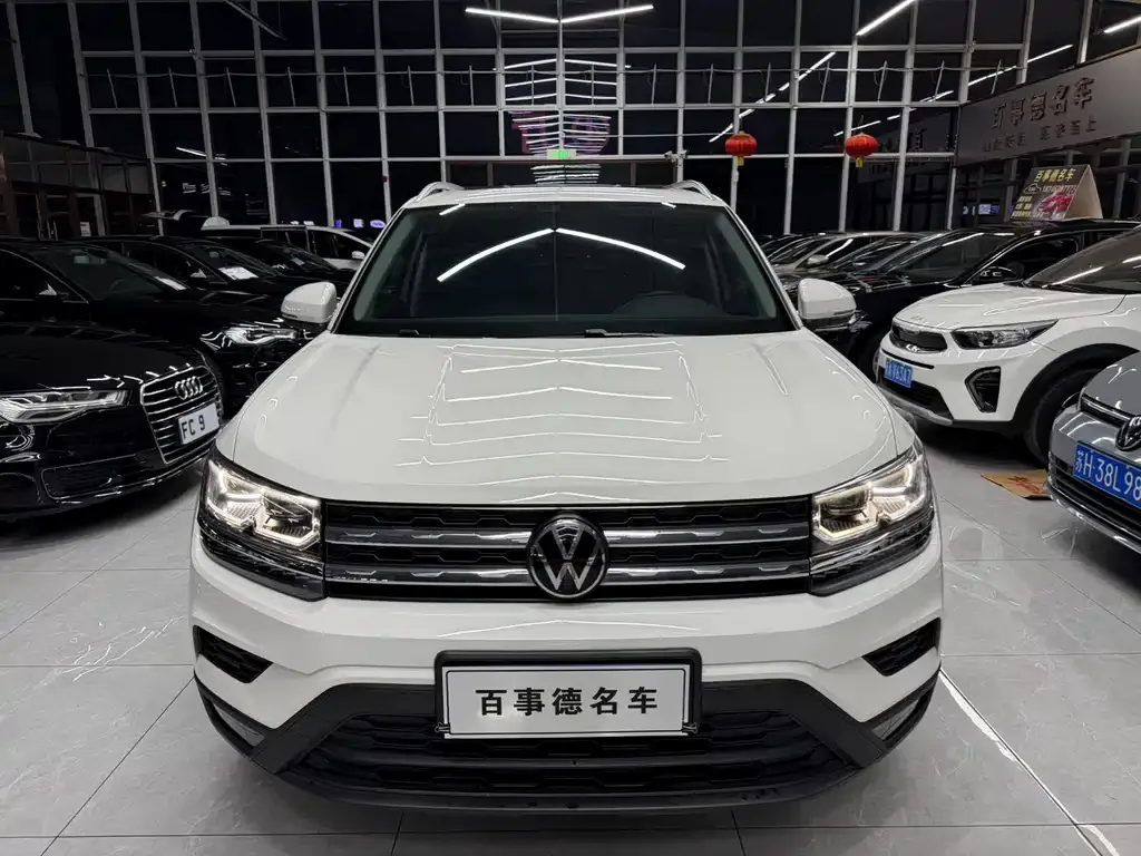 Volkswagen Tharu — фото 5