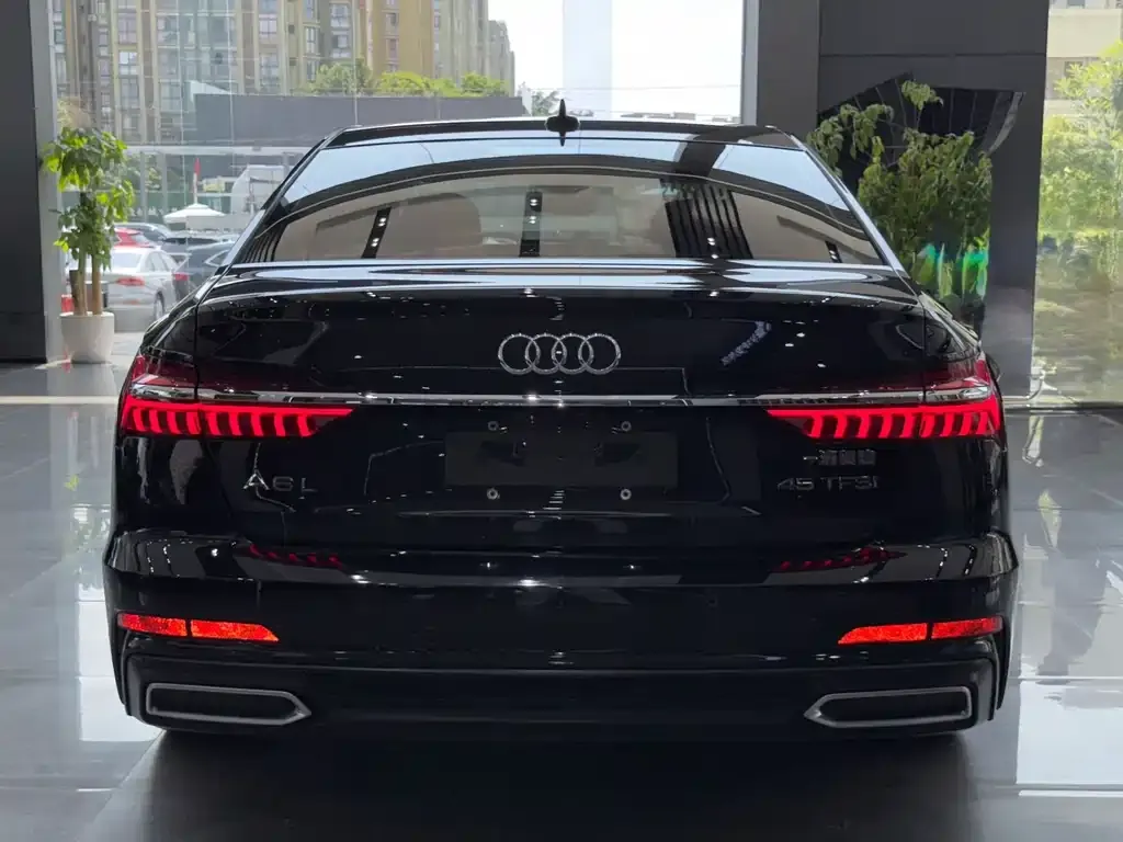Audi A6L — фото 4