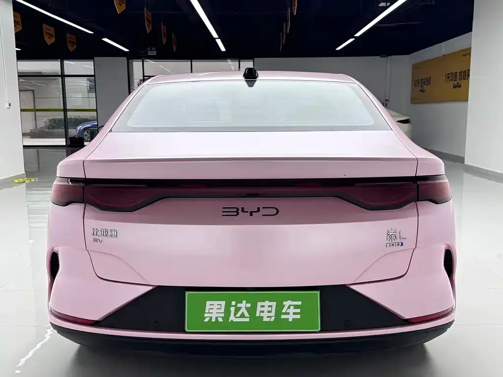 BYD Qin L — фото 3