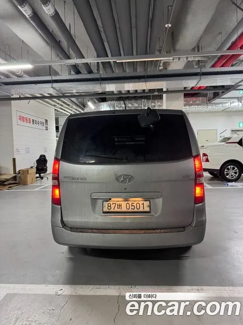 Hyundai Starex — фото 7