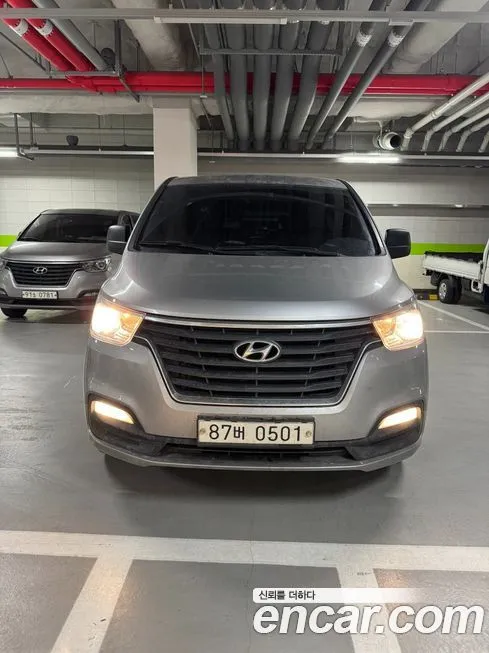 Hyundai Starex — фото 5