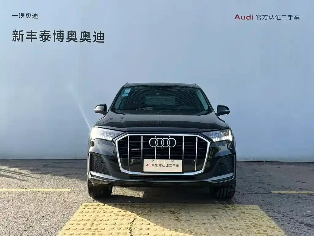Audi Q7 — фото 6