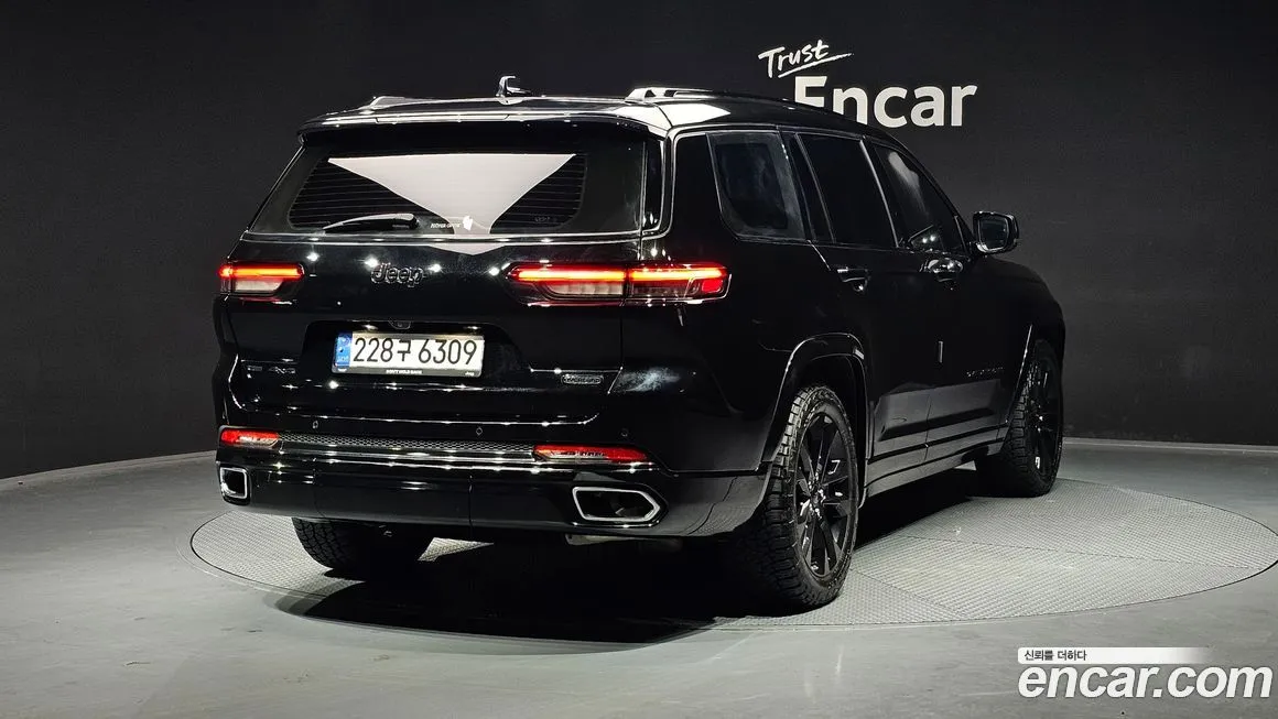 Jeep Cherokee — фото 5