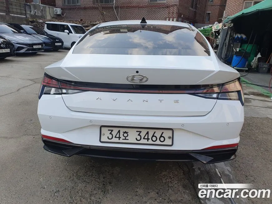 Hyundai AVANTE — фото 3