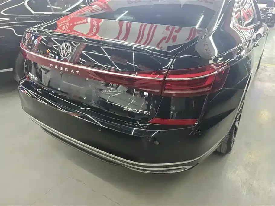 Volkswagen Passat — фото 4