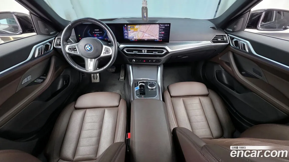 BMW i4 — фото 5