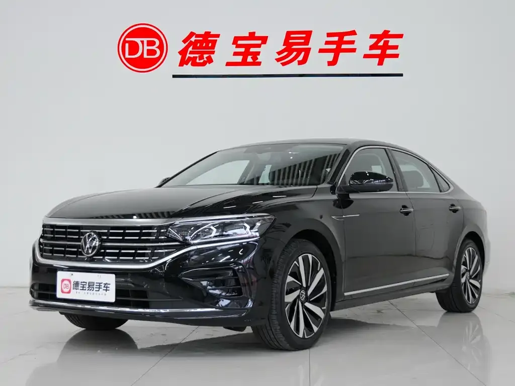 Volkswagen Passat — фото 1